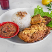 Lunch Set - Nasi Ayam Penyet set with Drinks